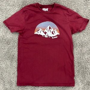 Medium Levi’s t-shirt